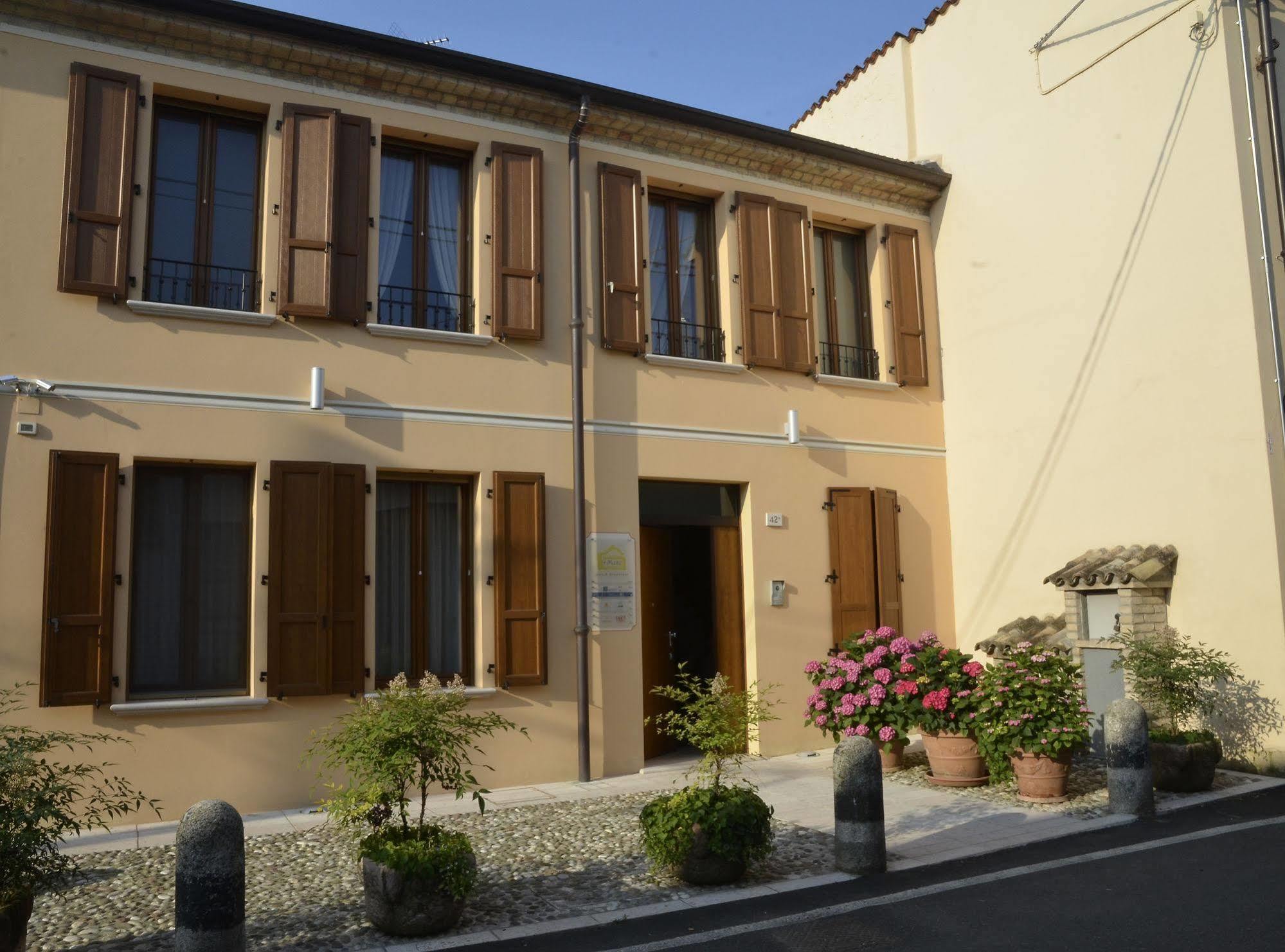 9 Muse Bed And Breakfast Canneto sull'Oglio Exterior photo